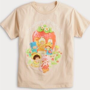 Strawberry Shortcake & Friends Crewneck Graphic Tee M